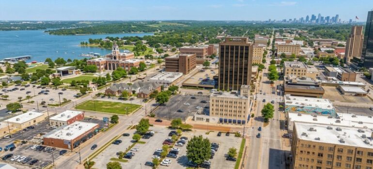 Lewisville, Texas for the internet providers comparison